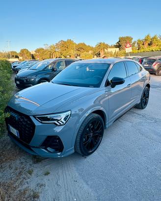Audi q3 identity black s-line