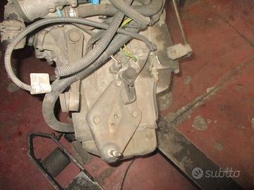 CAMBIO CITROEN SAXO 1.1 B 2003 HFX 5 M