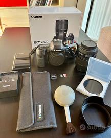 Canon EOS 80D + 18-135 mm, kit con accessori