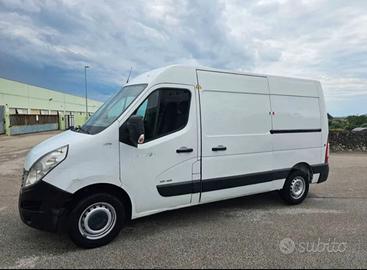 Renault master