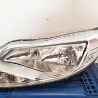 FARO ANTERIORE SINISTRO FORD Focus Berlina 5Â° Ser