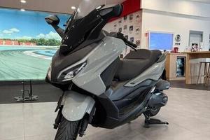 Honda Forza 350 - 2026