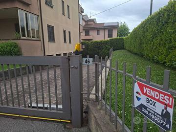 Box / Garage di 17 m² a Calusco d'Adda