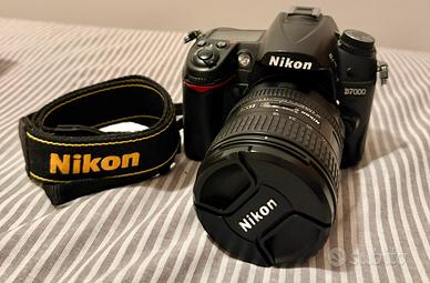 Nikon D7000 + 16-85vr nikkor + doppia batteria