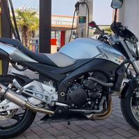 Suzuki GSR