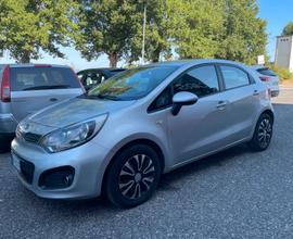 Kia Rio 1.1 CRDi WGT 5p. LX