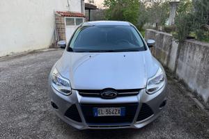 Ford Focus 1.6 95cv