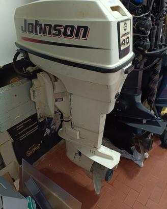 Johnson 40 HP con trim elettrico