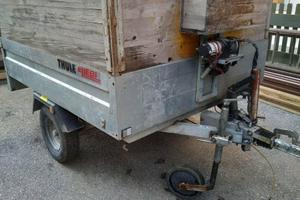 Carrello rimorchio trasporto cose