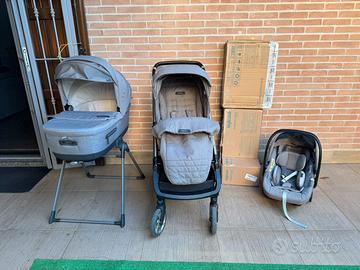 Trio Inglesina Aptica 2022