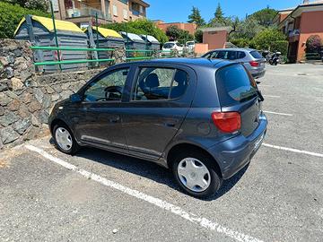 TOYOTA YARIS 1.0 2004