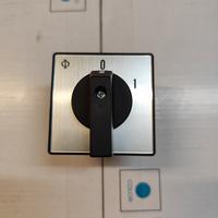 Commutatore Rotativo Universale LW26 - 10A 