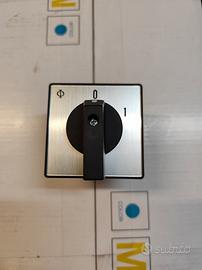 Commutatore Rotativo Universale LW26 - 10A 