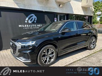 AUDI Q8 50 TDI 3x Sline Pano 7 anni garanzia €99
