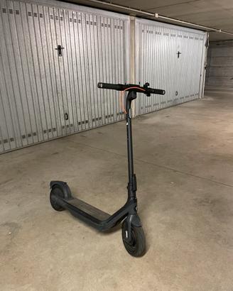 Monopattino ninebot es2