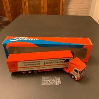 Modellino camion Tekno