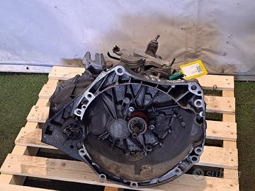 CAMBIO MANUALE COMPLETO NISSAN Juke 1° Serie 320B