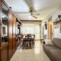 2 LOCALI A VENARIA REALE