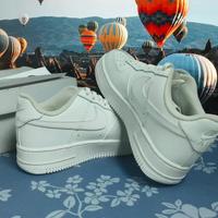 Nike Air Force 1 07 Classic Low-Top, Bianco / 43