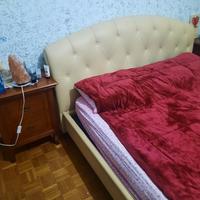 Letto matrimoniale in pelle