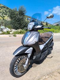 piaggio Beverly 300