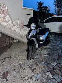 Liberty 125 1100€ trattabili