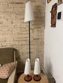 Set lampada a piantana e 2 abat jour