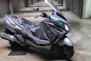 Suzuky Burgman AN 400 2015 KM 8.000 come nuovo 