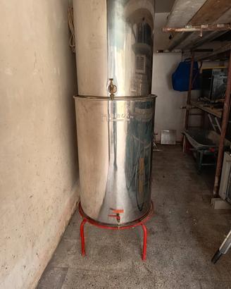 n. 2 fusti acciaio inox da 200 litri cadauno 