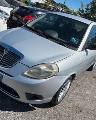 Lancia Ypsilon 1.2 Argento