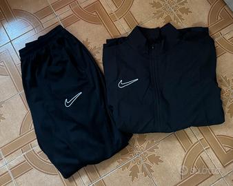 tuta nike