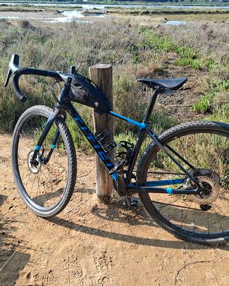Bici Gravel titici flexi in carbonio xs