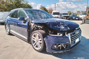 Audi Q7 50 3.0 TDI quattro S-Line 7 posti - SINIST