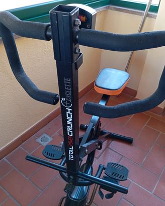 Total Crunch e cyclette 