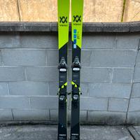 Sci Volkl Revolt 87 + attacco atomic sth 16