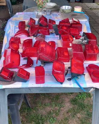 fari posteriori moto 