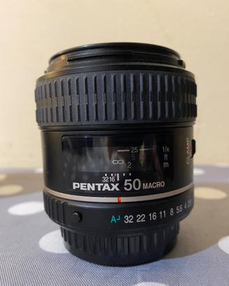 Obiettivo Pentax 50 mm Macro + custodia Sigma