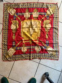 2 Foulard Hermès