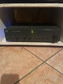 Amplificatore  integrato Nad 304