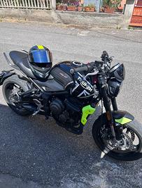 Triumph trident 660