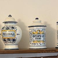 Serie vasi da farmacia