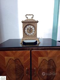 176359 Orologio da comò a batteria mobile in bronz