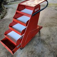 carrello porta attrezzi