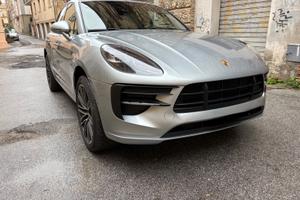 Porsche Macan Full Optional Ufficiale