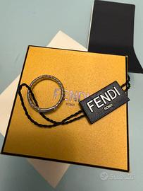 Anello  Fendi Baguette Medium
