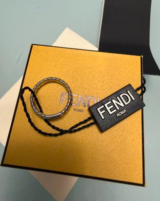 Anello  Fendi Baguette Medium