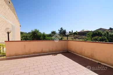 CASA SEMINDIPENDENTE A SAN VITO CHIETINO