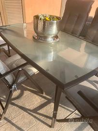 Tavolo da esterno+sedie