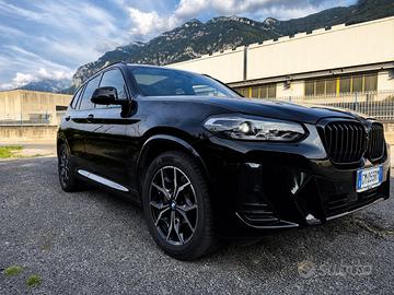 BMW X3 M sport tetto pano-iva esposta
