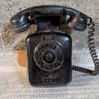 telefono nero da parete  vintage 